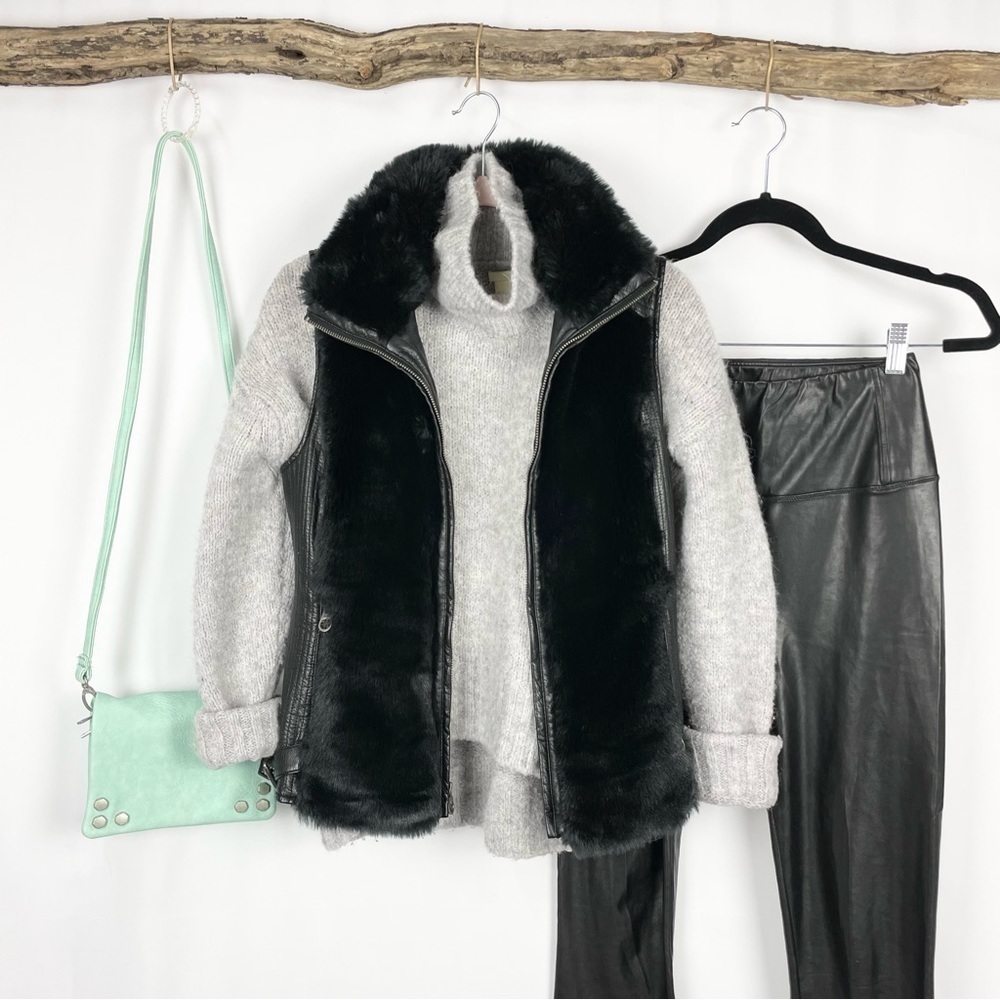 Guess Vest Faux Fur and Leather Zip Front, Size Small
